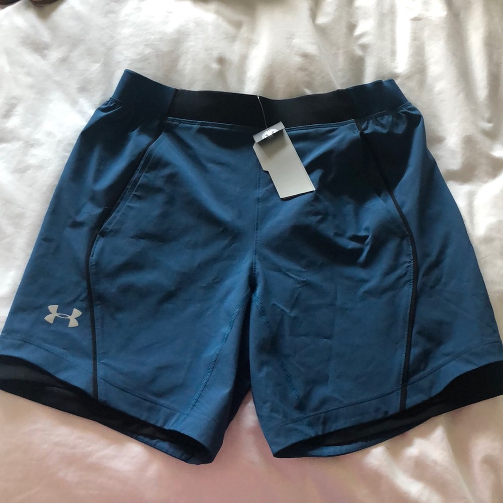 NWT Mens Underamour Blue Workout Shorts